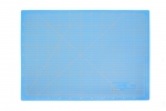 Schneidematte 3-lagig und selbstheilend - Farbe: Blau - Größe: 450x600mm Schneidematte 3-lagig und selbstheilend - Farbe: Blau - Größe: 450x600mm